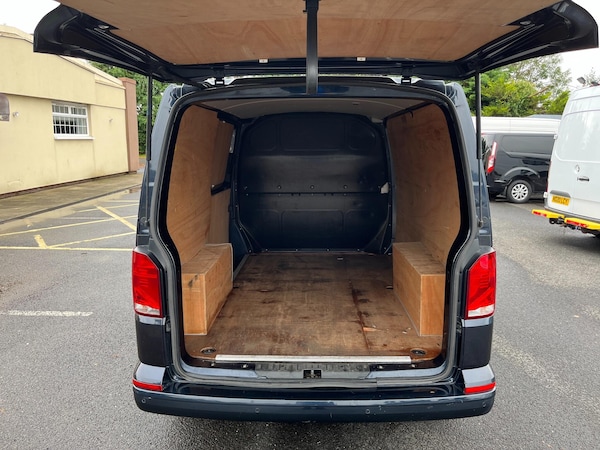 Used Volkswagen Transporter 2022 for sale - 76094626: Photo 4