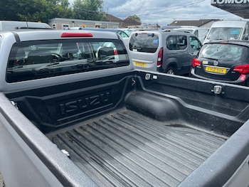 Used Isuzu D-Max 2021 for sale - 79634416: Photo