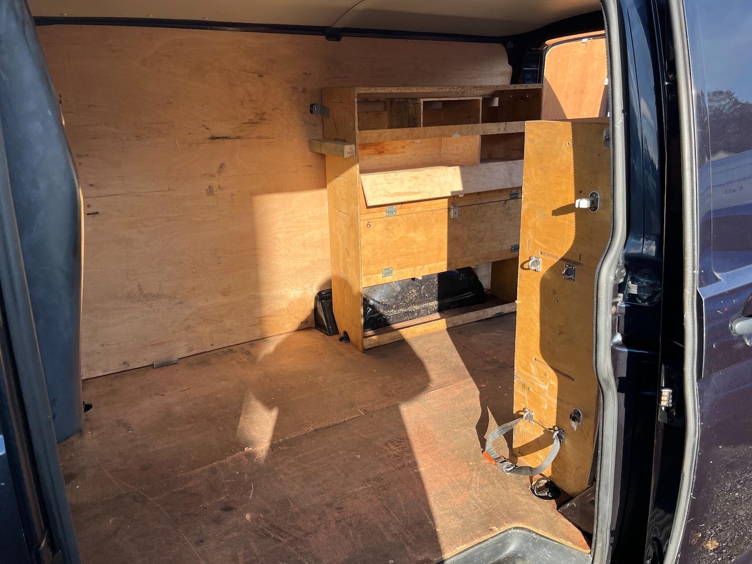 Used Volkswagen Transporter 2017 for sale - 76361002: Photo 6