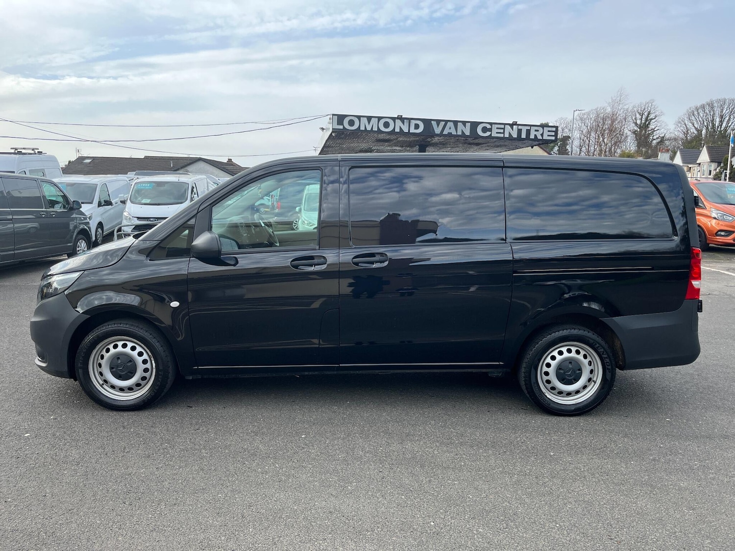 Used Mercedes-Benz Vito 2024 for sale - 77940314: Photo 2