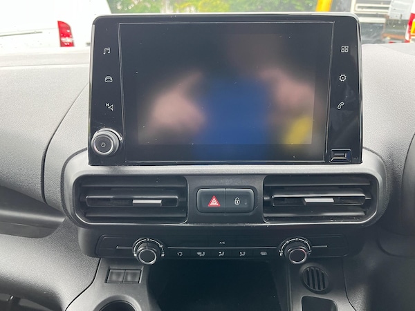 Used Citroen Berlingo 2020 for sale - 76122147: Photo 11
