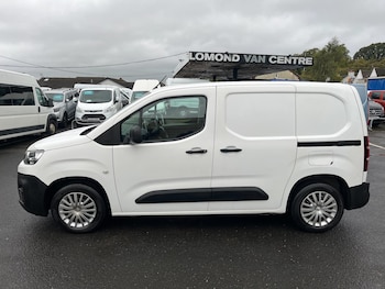 Used Citroen Berlingo 2020 for sale - 76122147: Photo 2