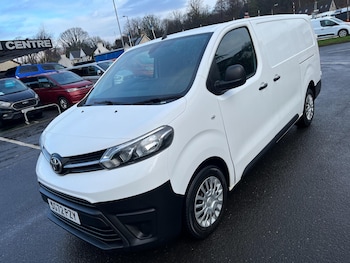 Toyota ProAce feature image