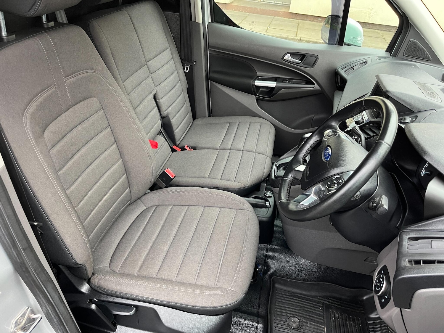 Used Ford Transit Connect 2018 for sale - 77611973: Photo 9