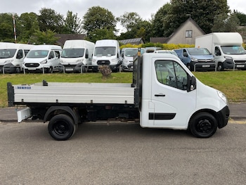 Used Renault Master 2017 for sale - 79316304: Photo