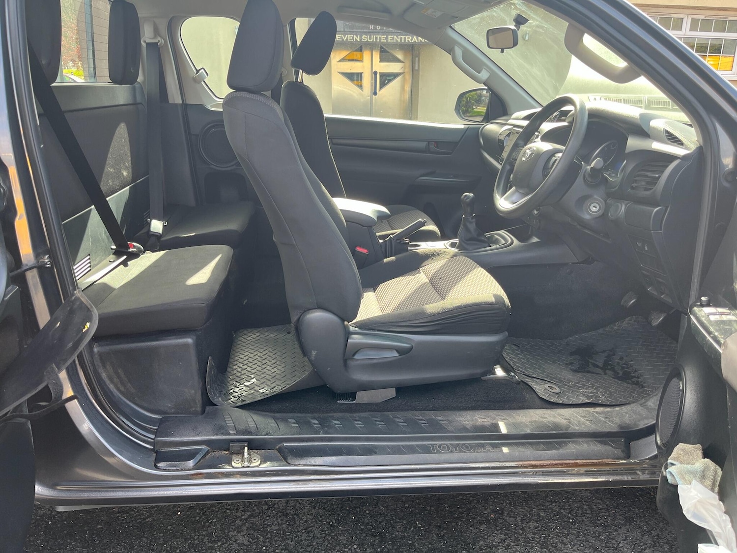 Used Toyota Hilux 2017 for sale - 78203712: Photo 7