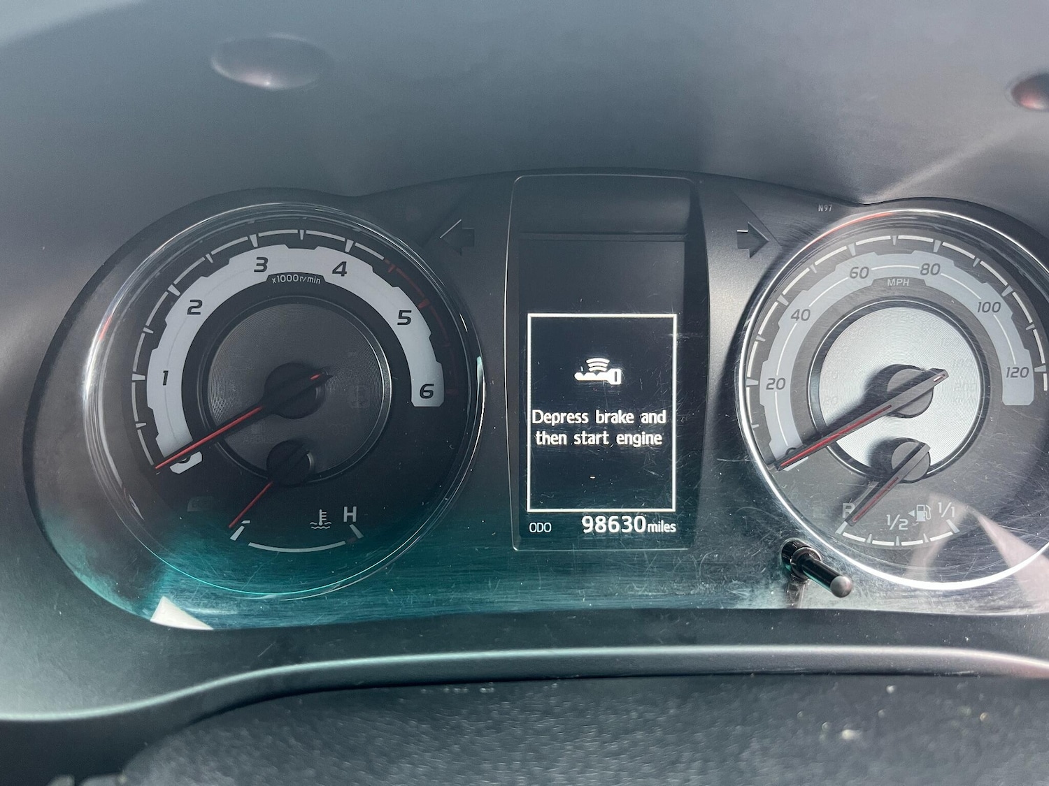 Used Toyota Hilux 2019 for sale - 77524358: Photo 11