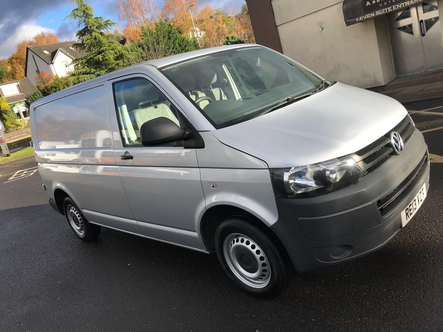 Used Volkswagen Transporter 2013 for sale - 76013493: Photo 2