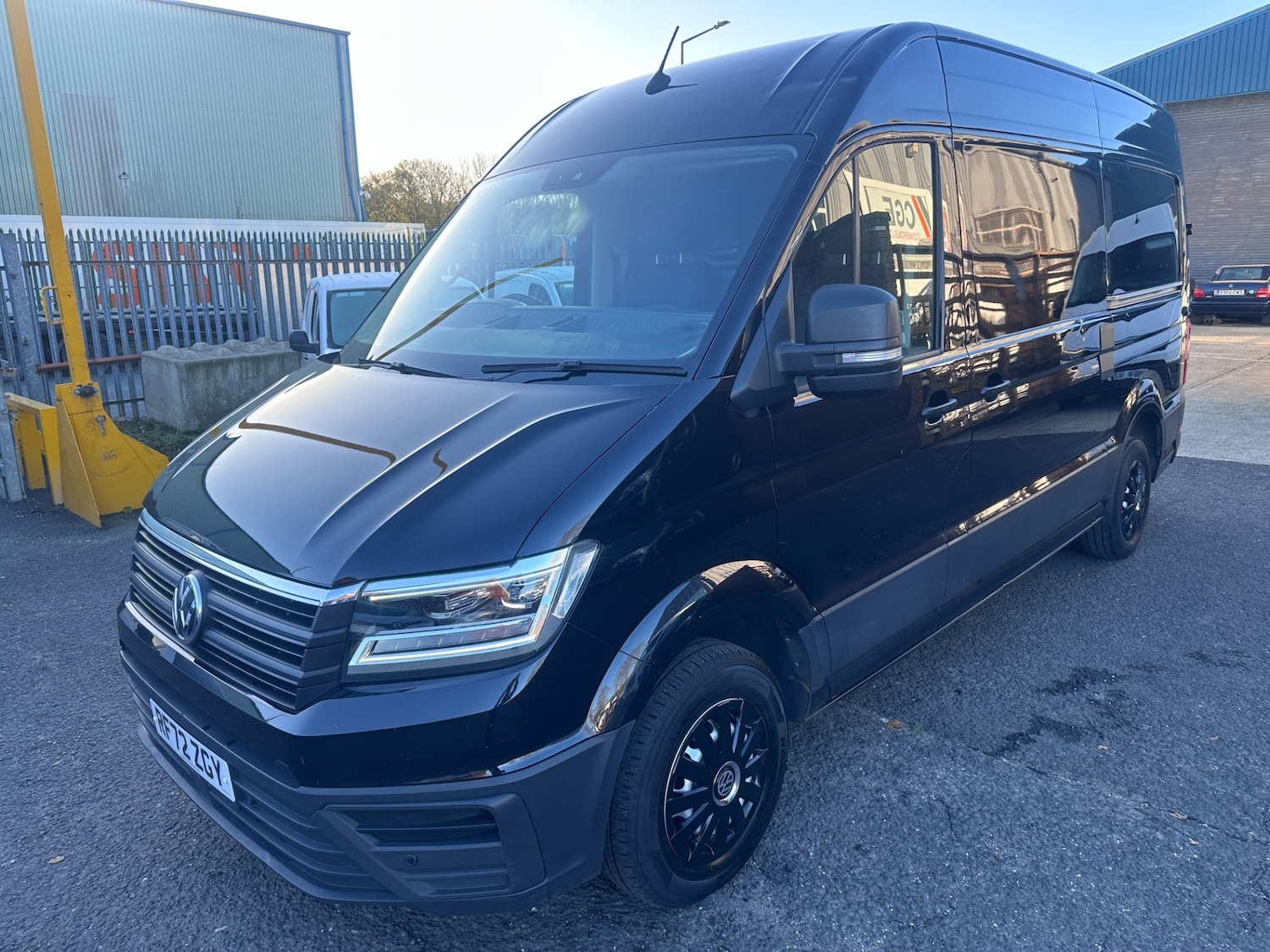 Used Volkswagen Crafter 2023 for sale - 76640685: Photo 3