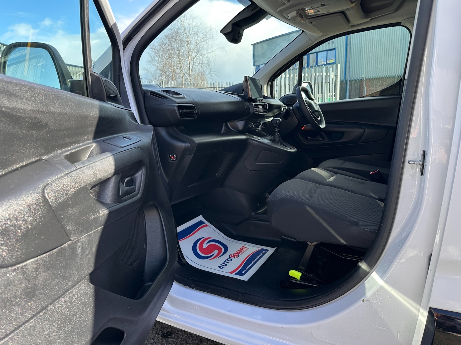 Used Peugeot Partner 2024 for sale - 78078250: Photo 13