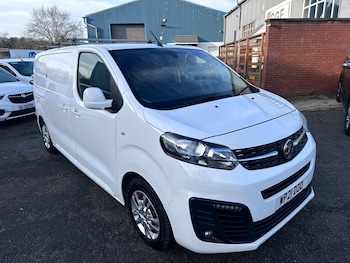 Vauxhall Vivaro feature image