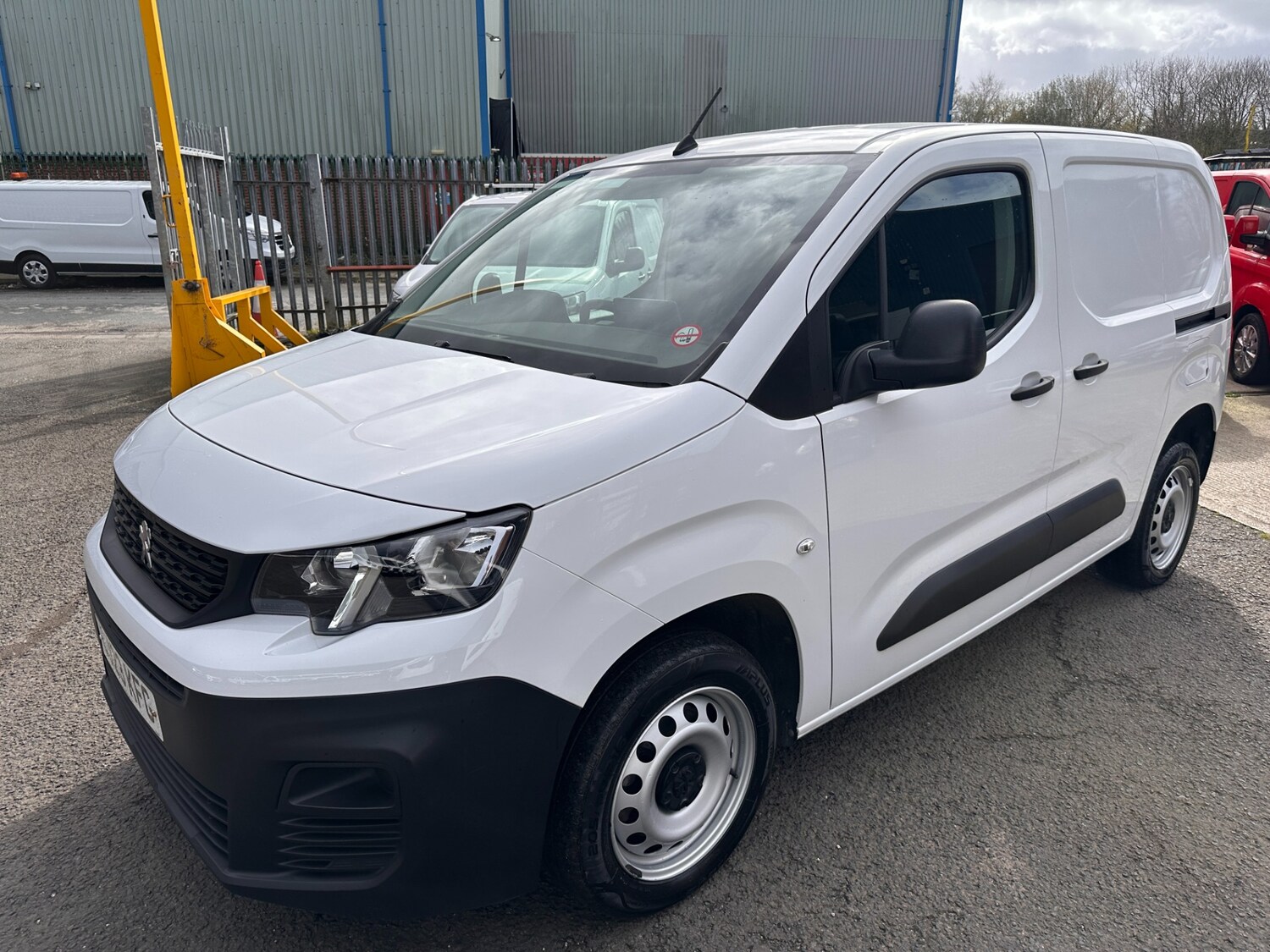 Used Peugeot Partner 2023 for sale - 78078529: Photo 11