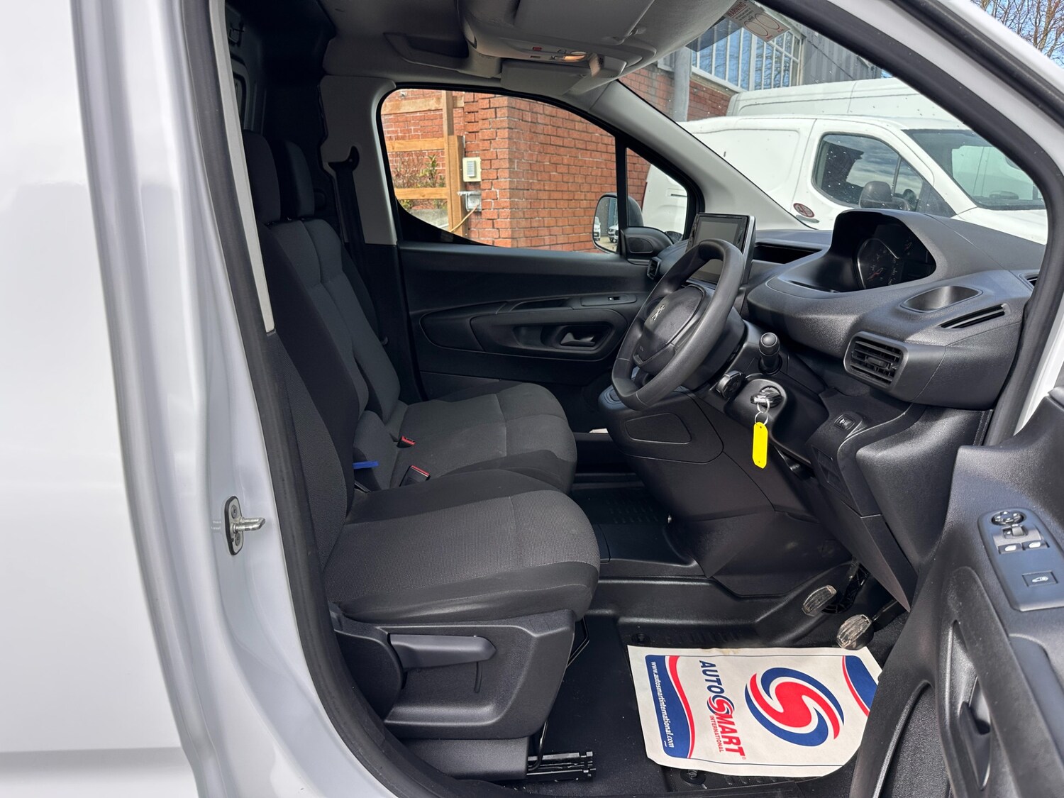 Used Peugeot Partner 2023 for sale - 78078529: Photo 16