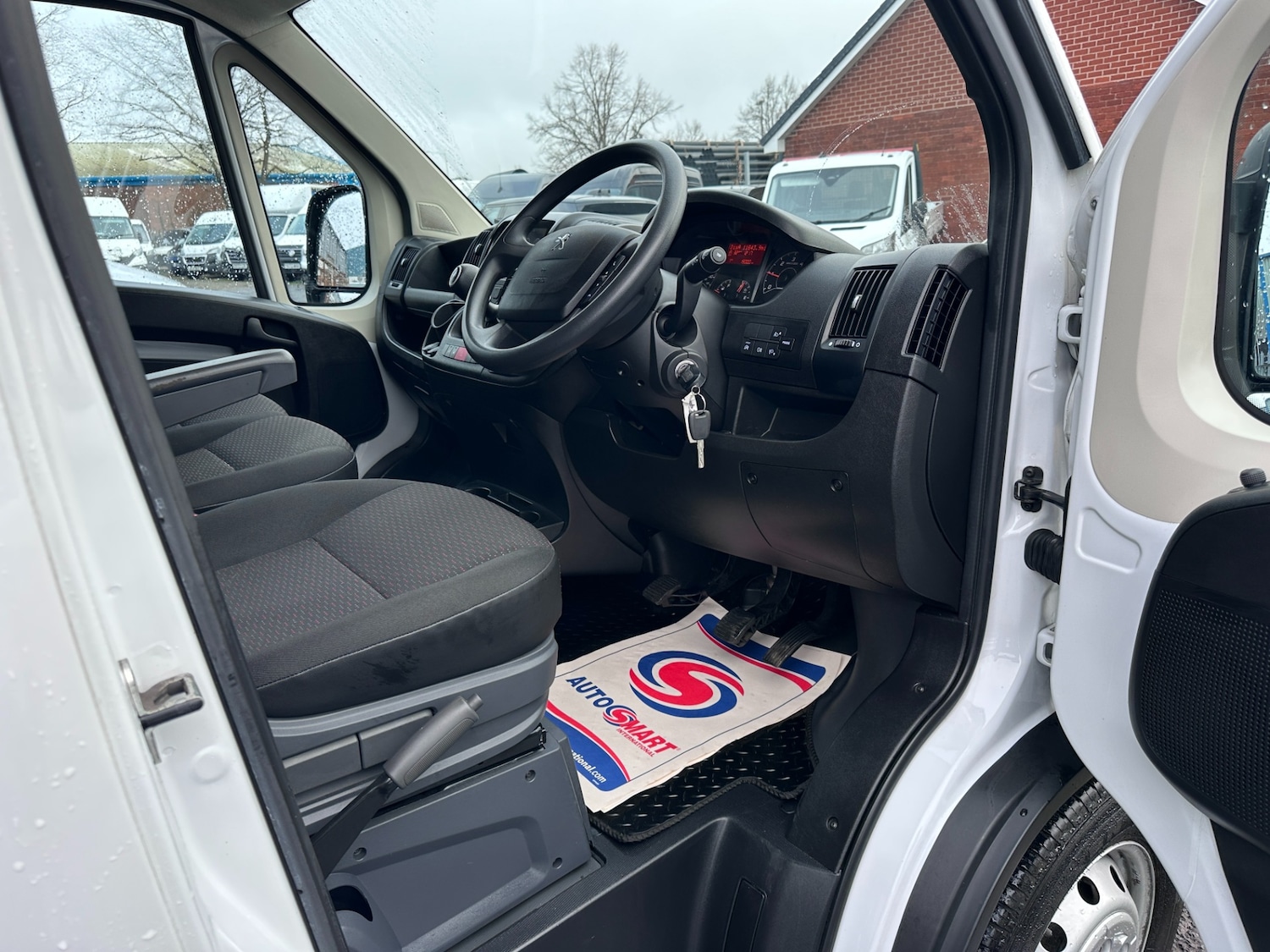 Used Peugeot Boxer 2024 for sale - 77247387: Photo 17