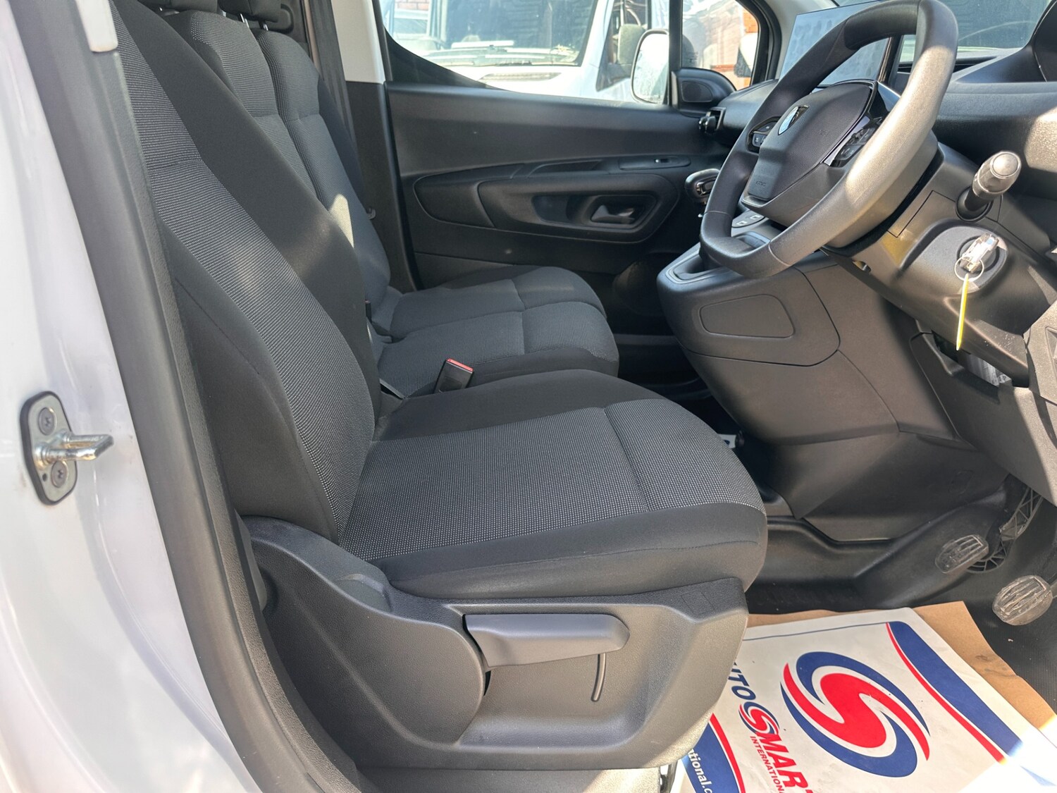 Used Peugeot Partner 2024 for sale - 77915387: Photo 14