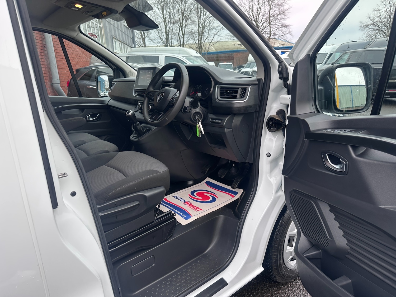 Used Renault Trafic 2023 for sale - 77258614: Photo 15