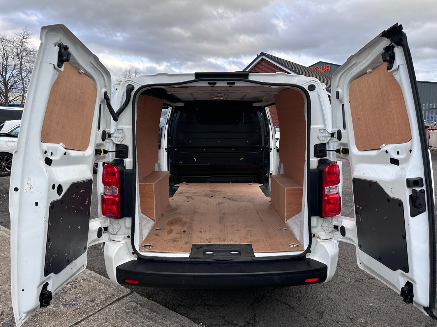 Used Vauxhall Vivaro 2021 for sale - 77261208: Photo 11