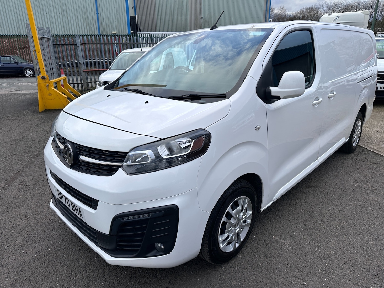 Used Vauxhall Vivaro 2021 for sale - 77261208: Photo 32