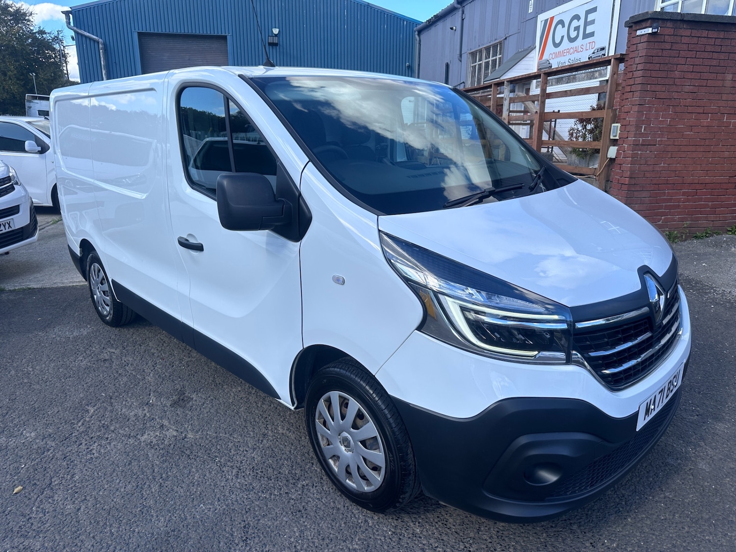 Used Renault Trafic 2021 for sale - 76065350: Photo 2