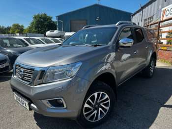 Used Nissan Navara 2018 for sale - 74645140: Photo