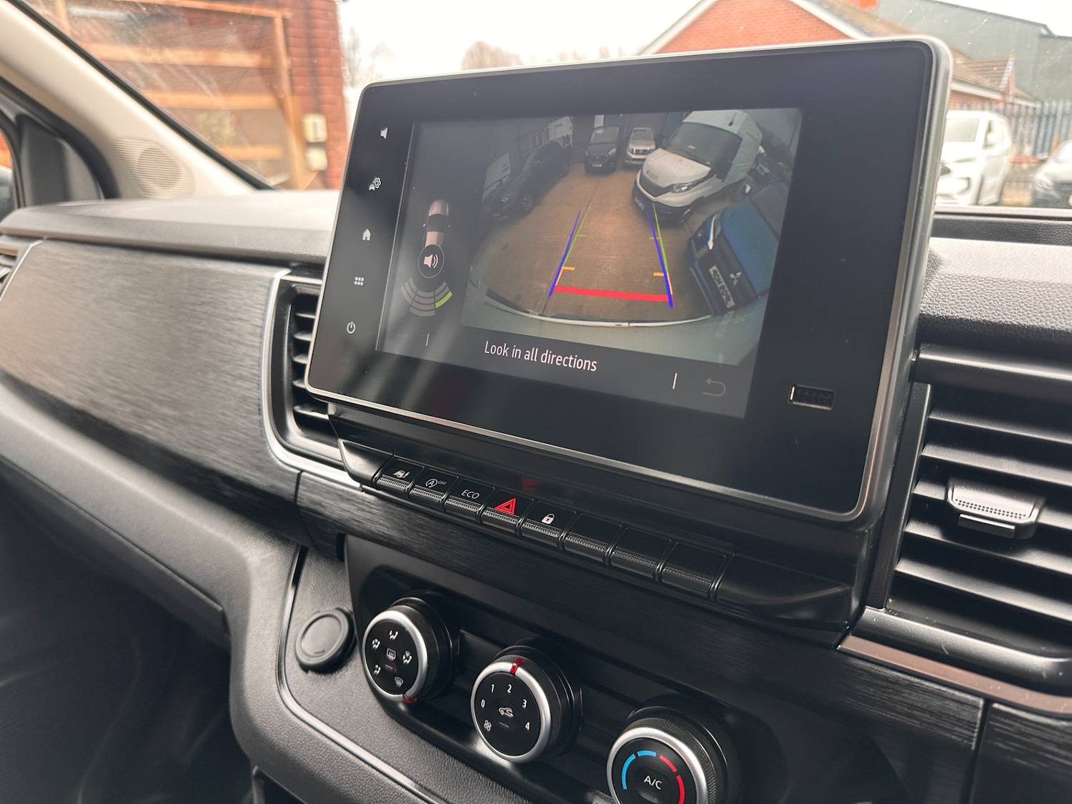 Used Renault Trafic 2023 for sale - 77848508: Photo 10