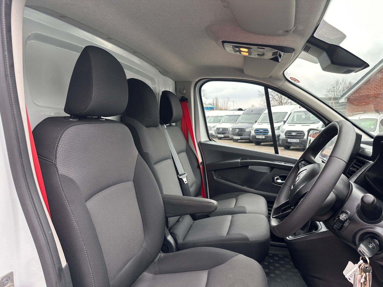 Used Renault Trafic 2023 for sale - 77848508: Photo 11