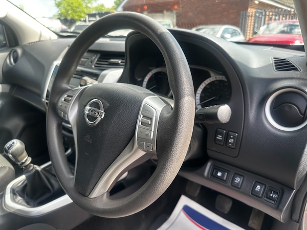 Used Nissan Navara 2020 for sale - 74634412: Photo 24