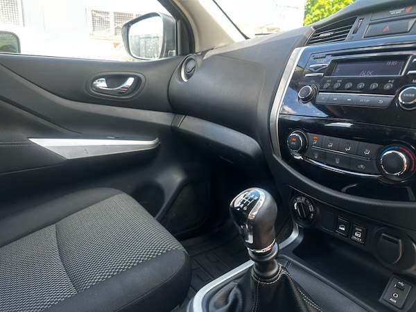 Used Nissan Navara 2020 for sale - 74634412: Photo 31