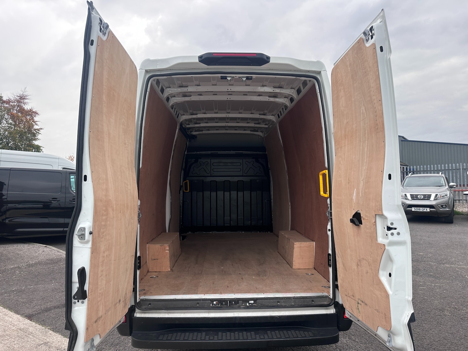 Used Iveco Daily 2024 for sale - 76309987: Photo 12