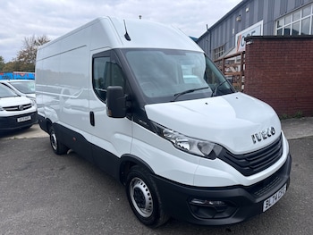 2024 (74) - 2.3 Van 3000 WB