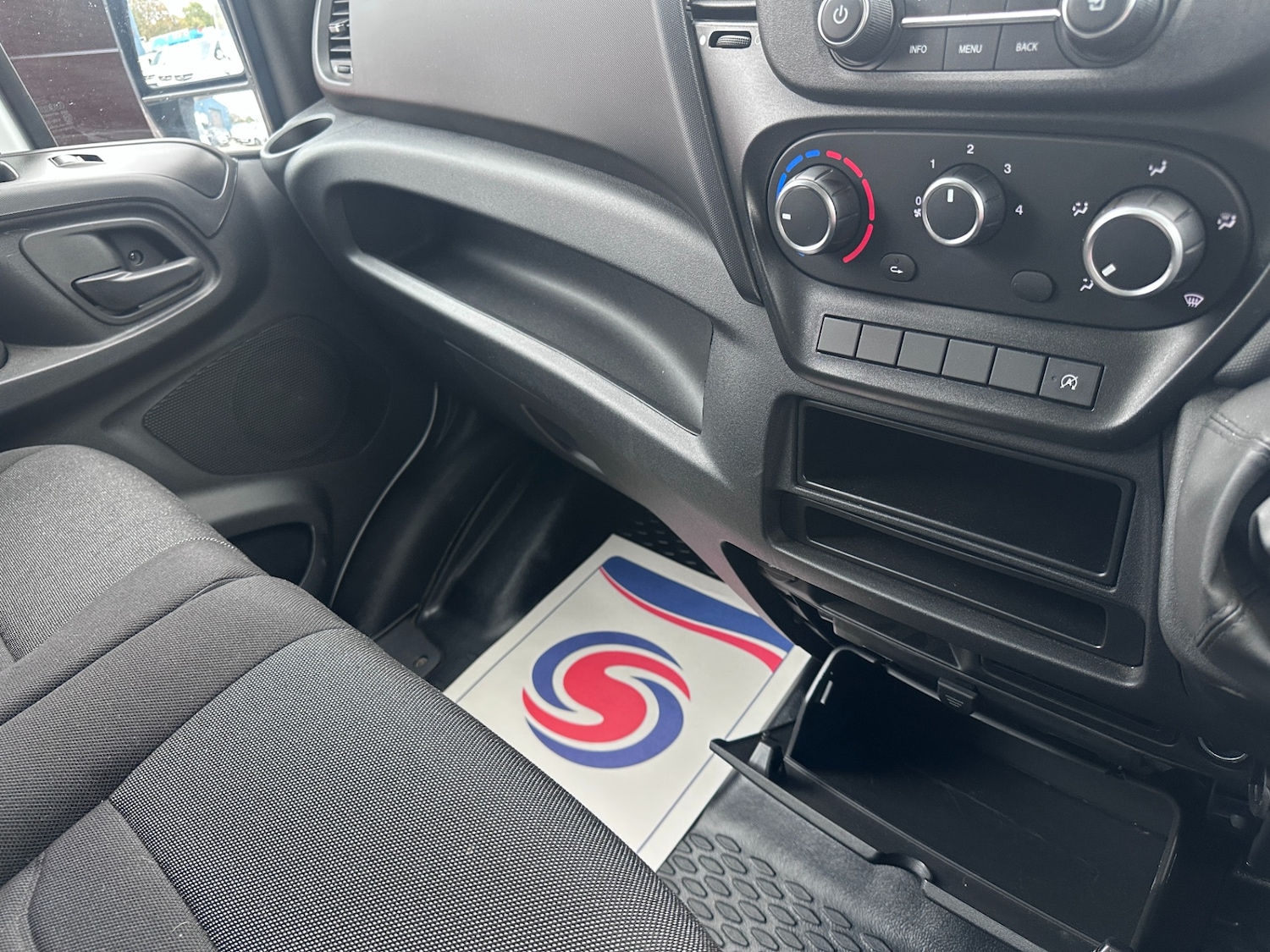 Used Iveco Daily 2024 for sale - 76309987: Photo 31