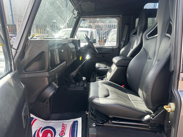 Used Land Rover Defender 2001 for sale - 74286947: Photo 17