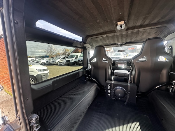 Used Land Rover Defender 2001 for sale - 74286947: Photo 35