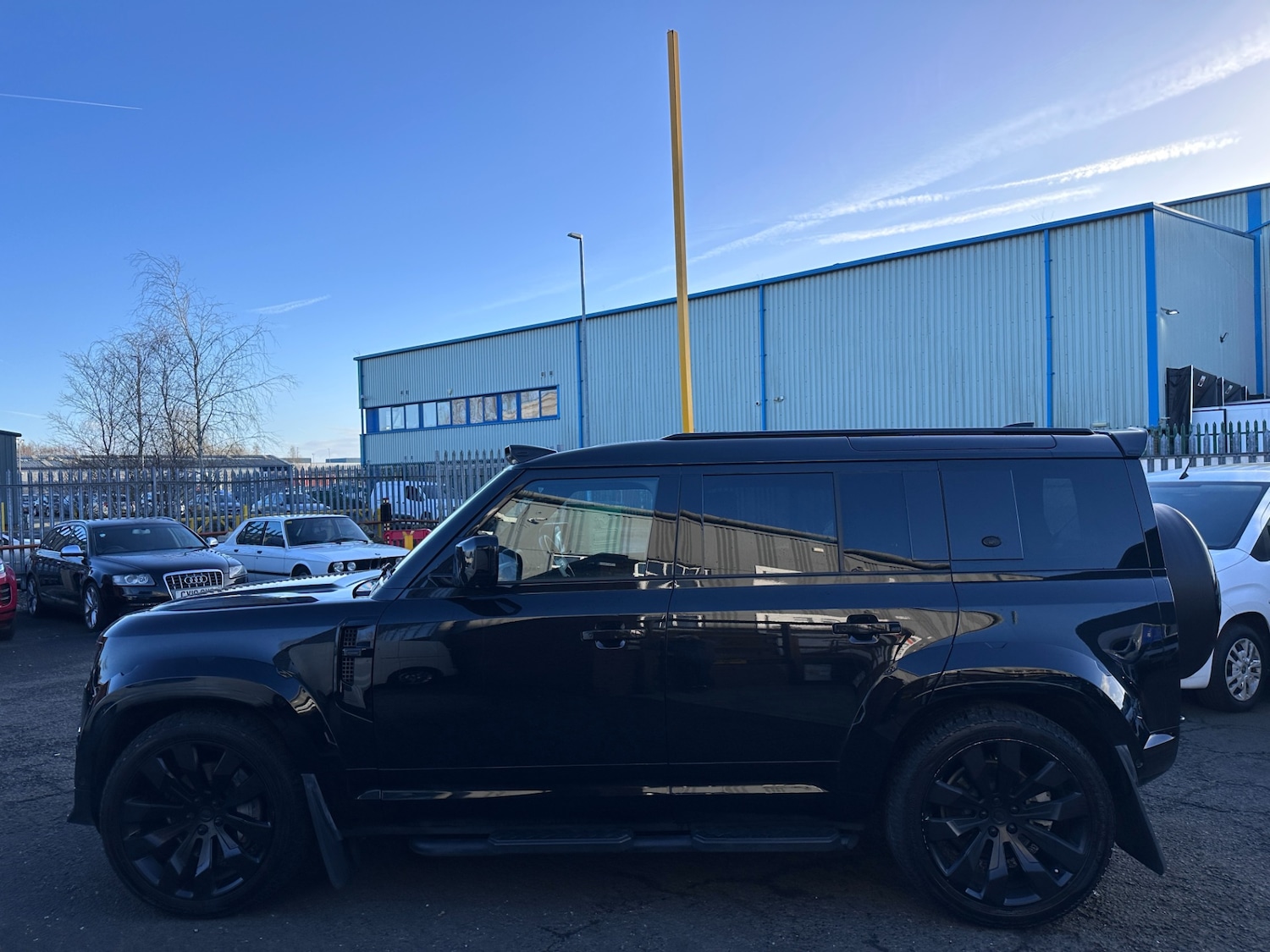 Used Land Rover Defender 2024 for sale - 77135758: Photo 11