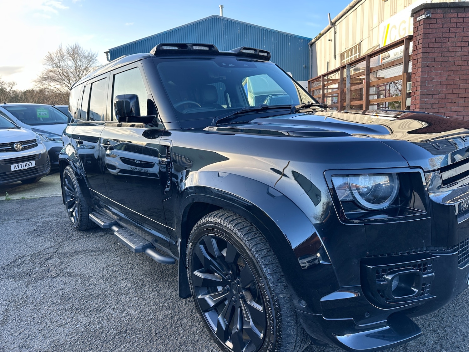 Used Land Rover Defender 2024 for sale - 77135758: Photo 30