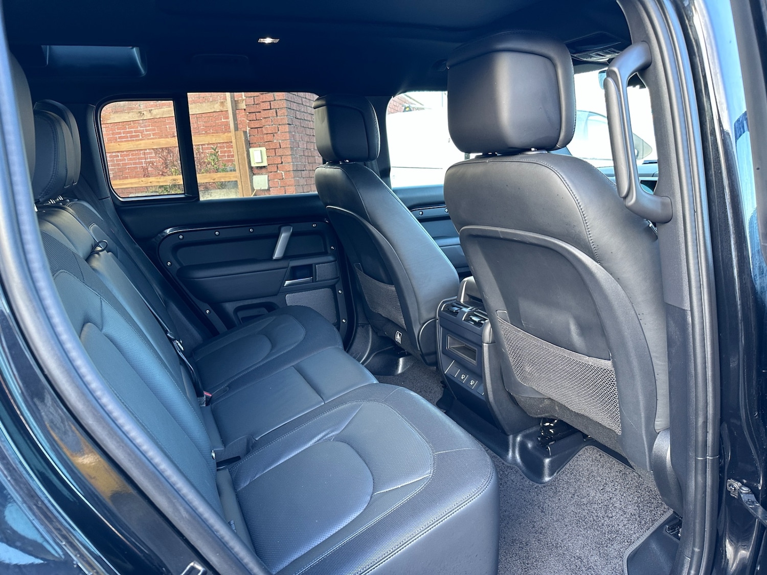 Used Land Rover Defender 2024 for sale - 77135758: Photo 46