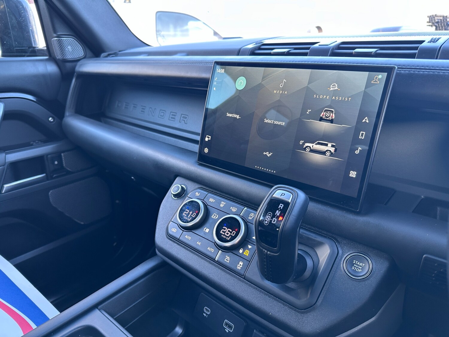 Used Land Rover Defender 2024 for sale - 77135758: Photo 49