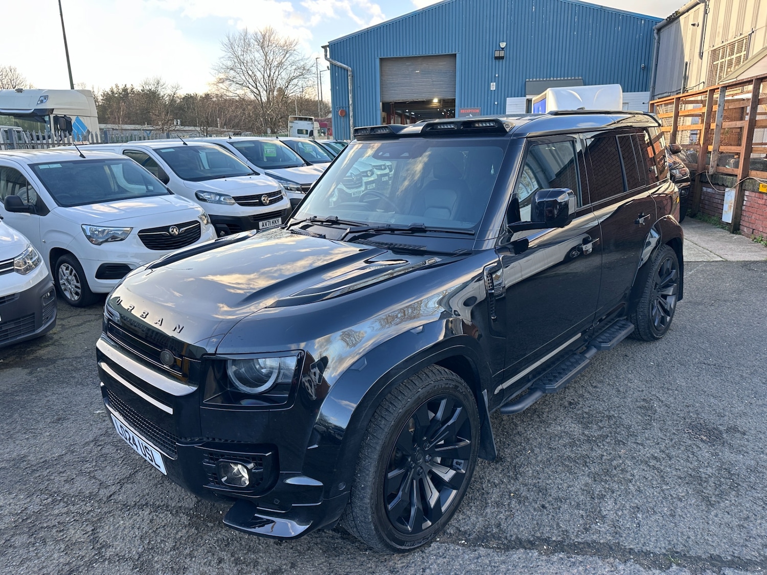 Used Land Rover Defender 2024 for sale - 77135758: Photo 5