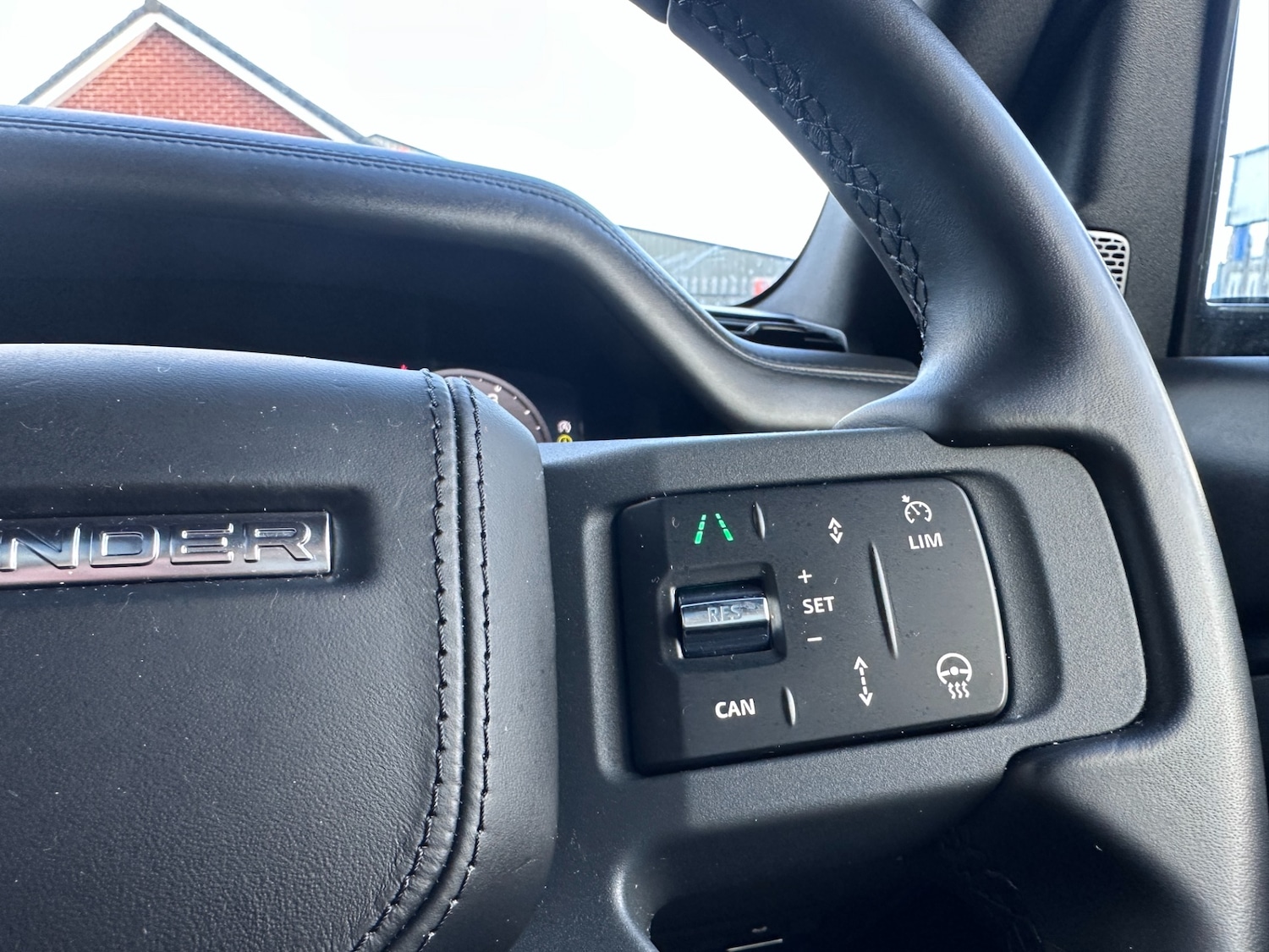 Used Land Rover Defender 2024 for sale - 77135758: Photo 74