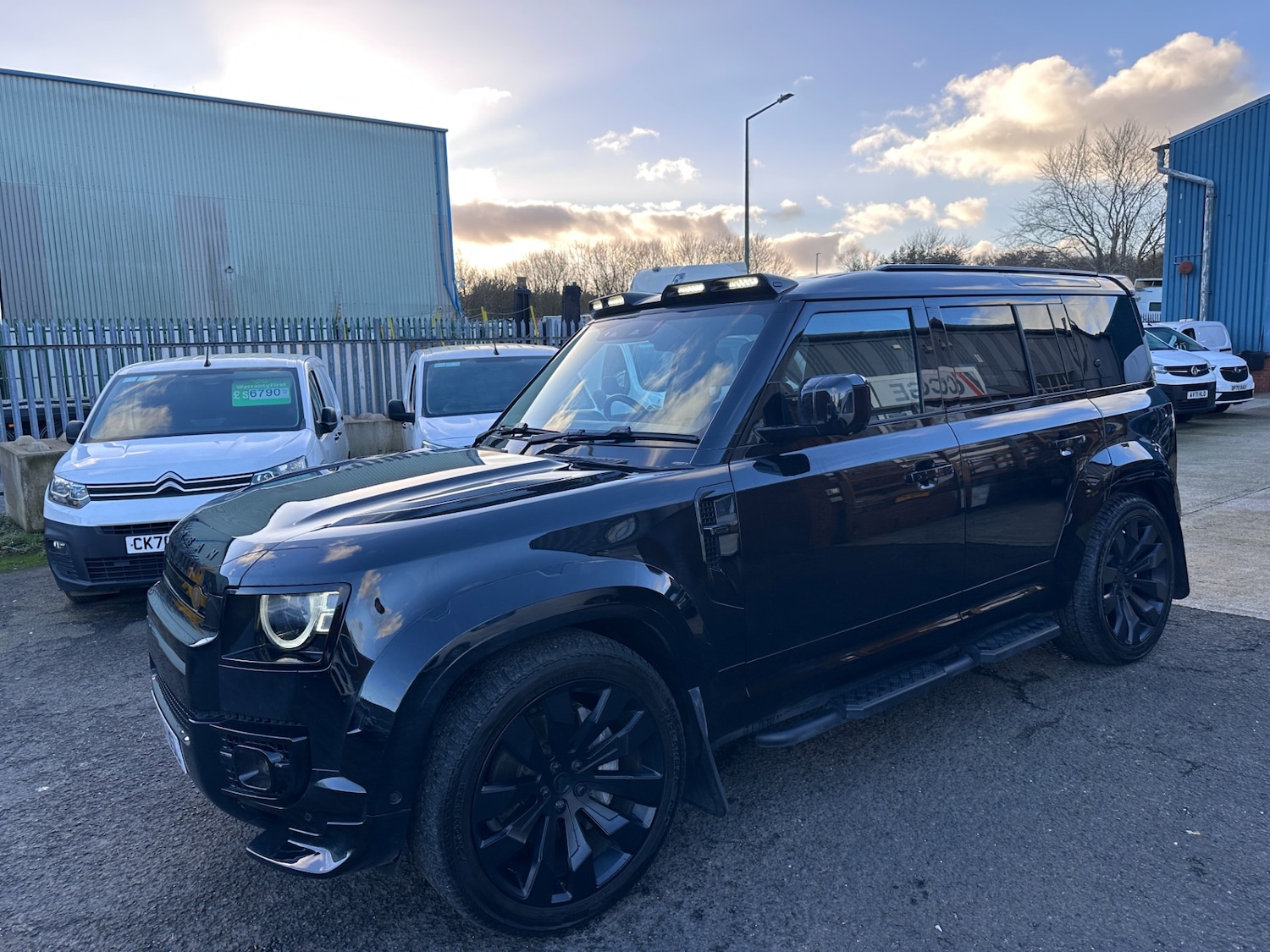 Used Land Rover Defender 2024 for sale - 77135758: Photo 80