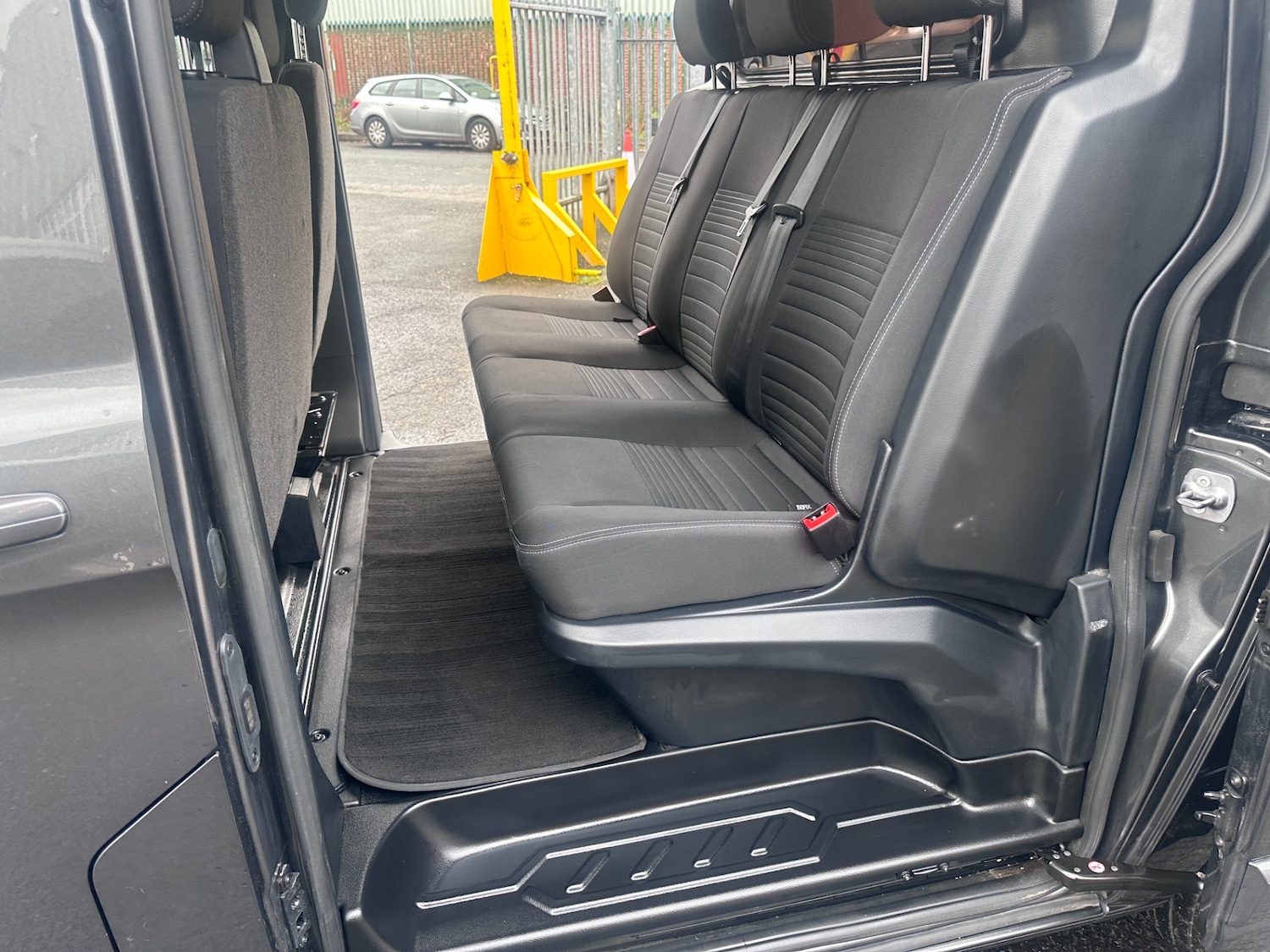 Used Ford Transit Custom 2023 for sale - 76735851: Photo 17