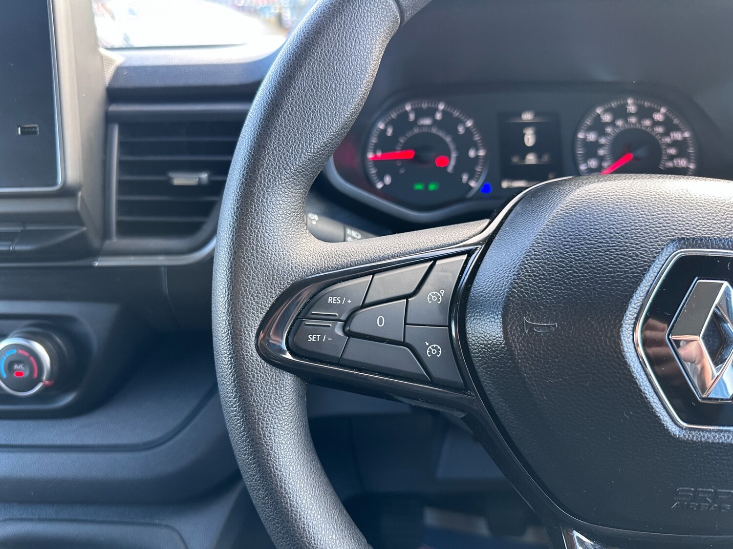 Used Renault Trafic 2023 for sale - 76778093: Photo 25