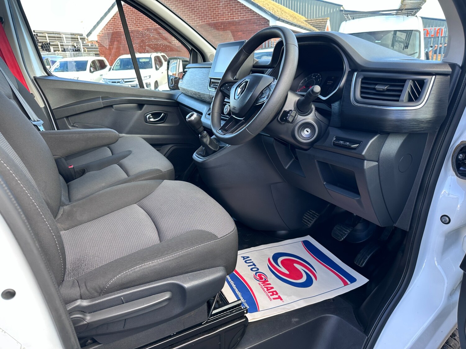 Used Renault Trafic 2023 for sale - 76778093: Photo 42