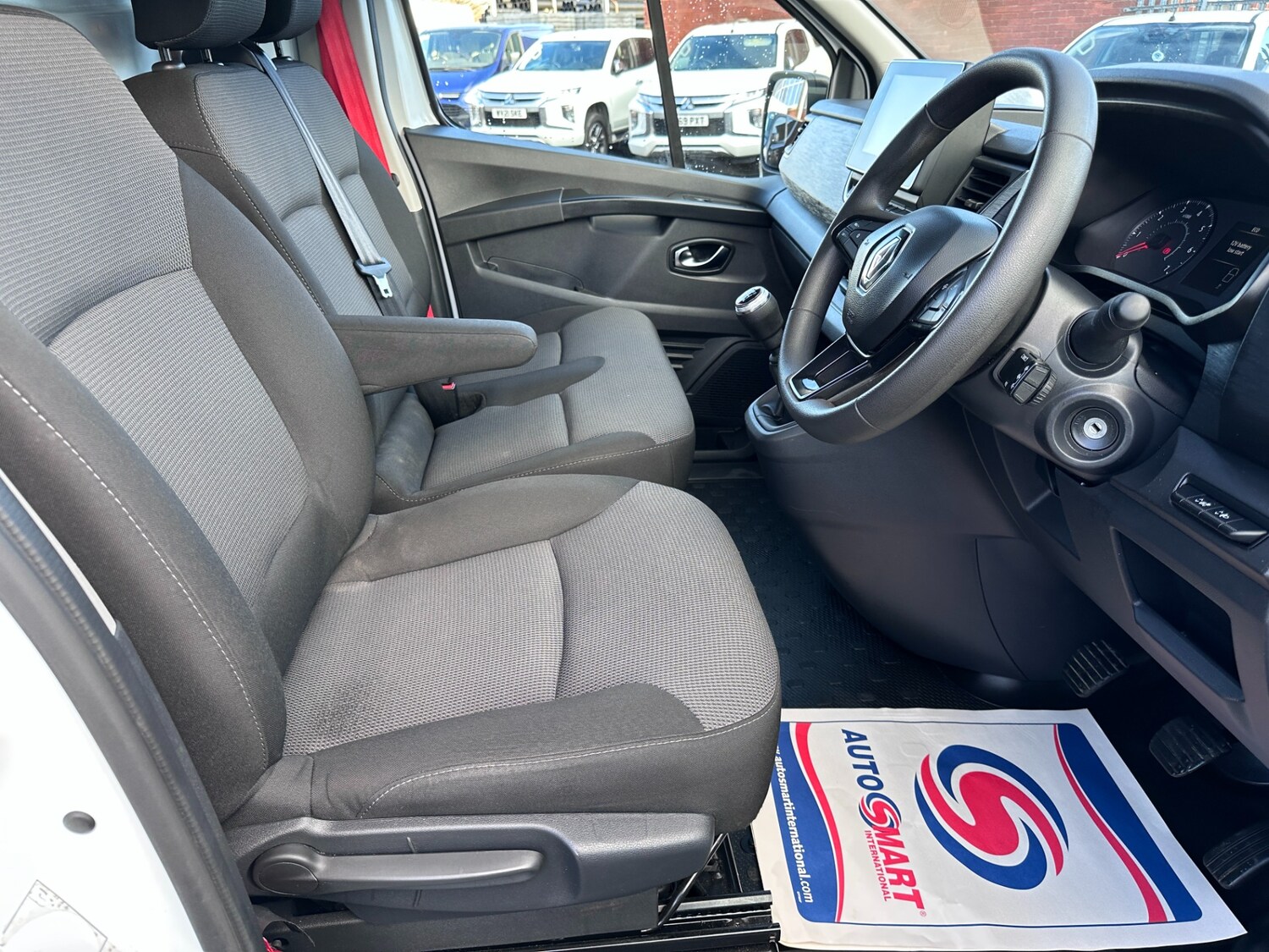 Used Renault Trafic 2023 for sale - 76778093: Photo 43