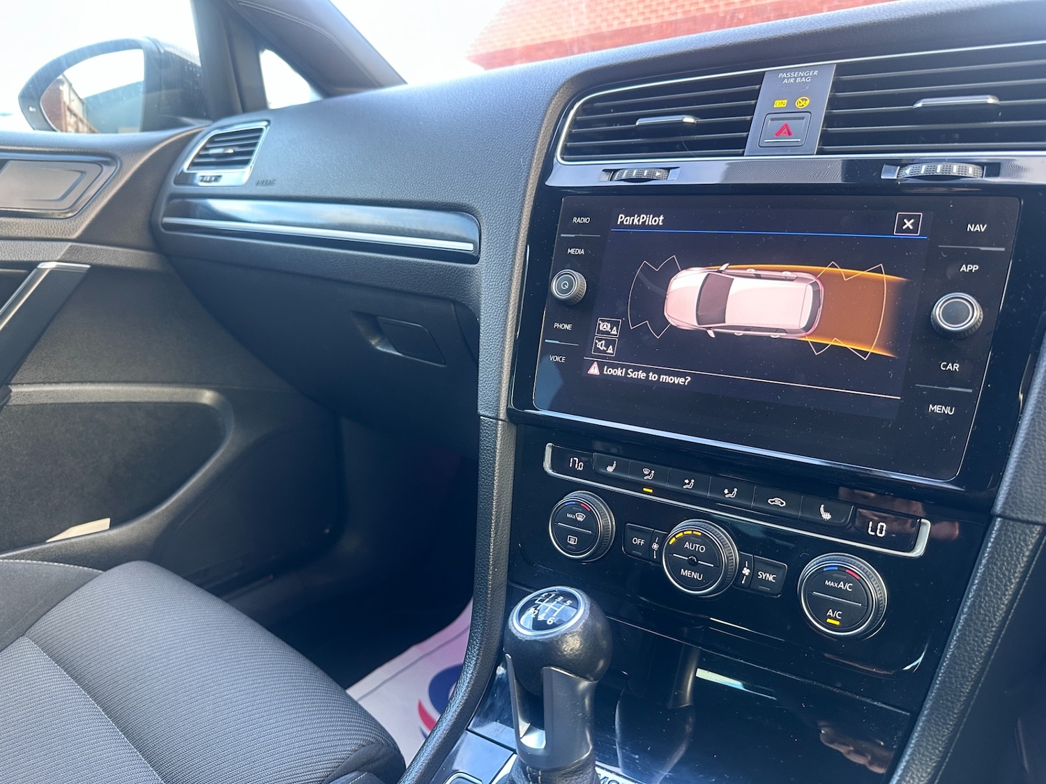 Used Volkswagen Golf 2018 for sale - 76958821: Photo 25