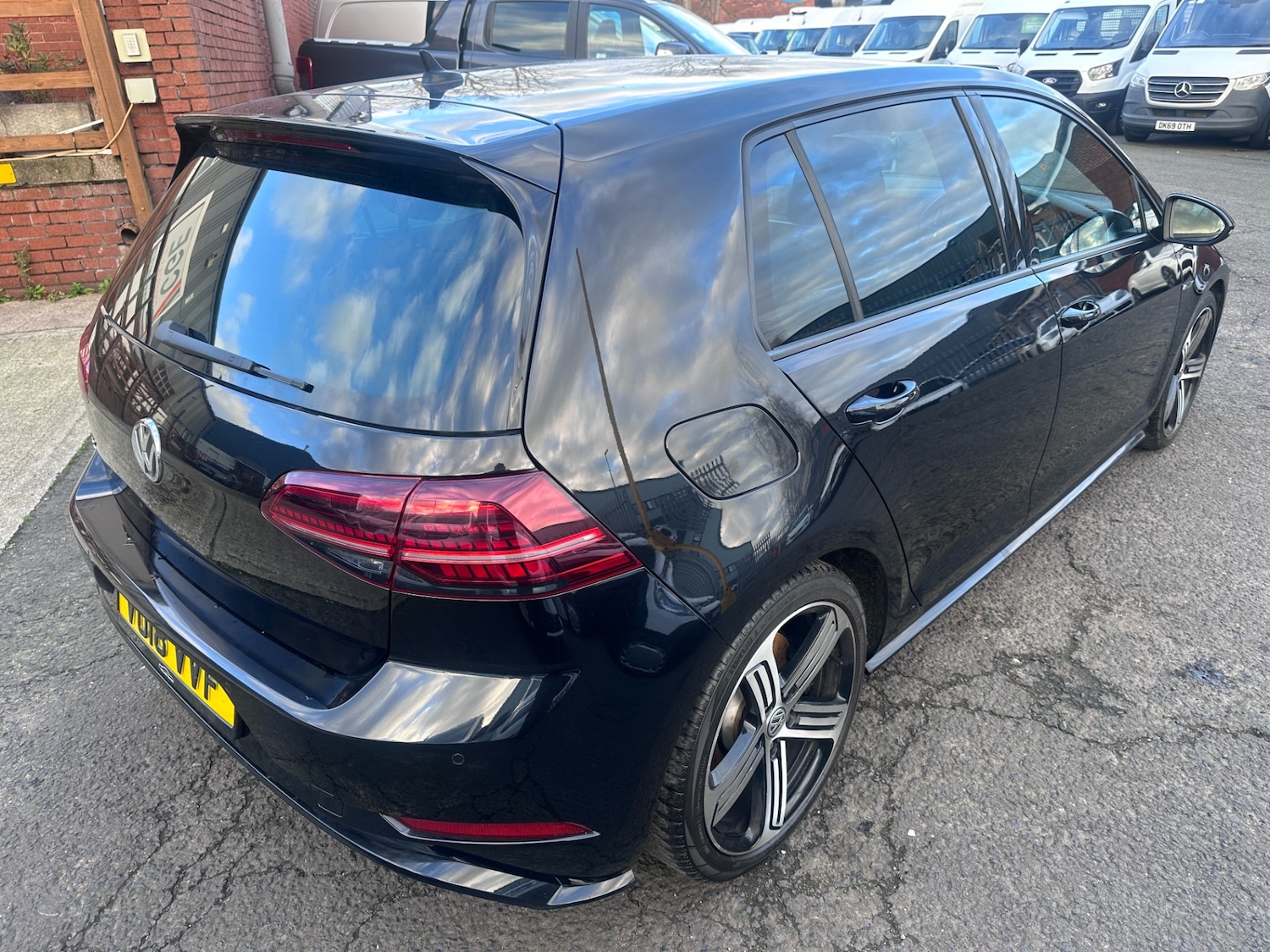 Used Volkswagen Golf 2018 for sale - 76958821: Photo 33