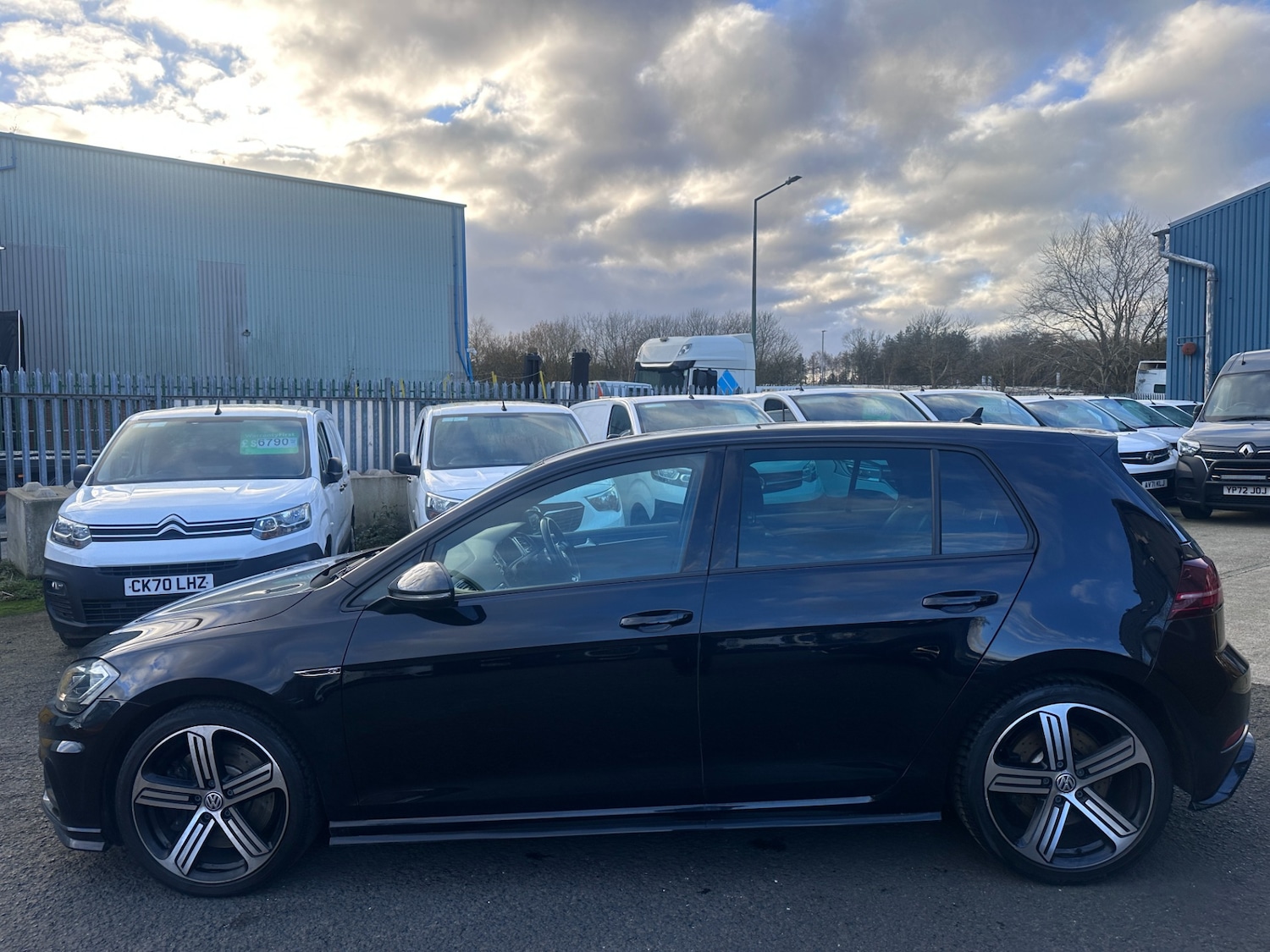 Used Volkswagen Golf 2018 for sale - 76958821: Photo 38