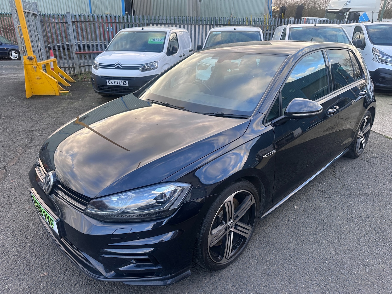 Used Volkswagen Golf 2018 for sale - 76958821: Photo 4