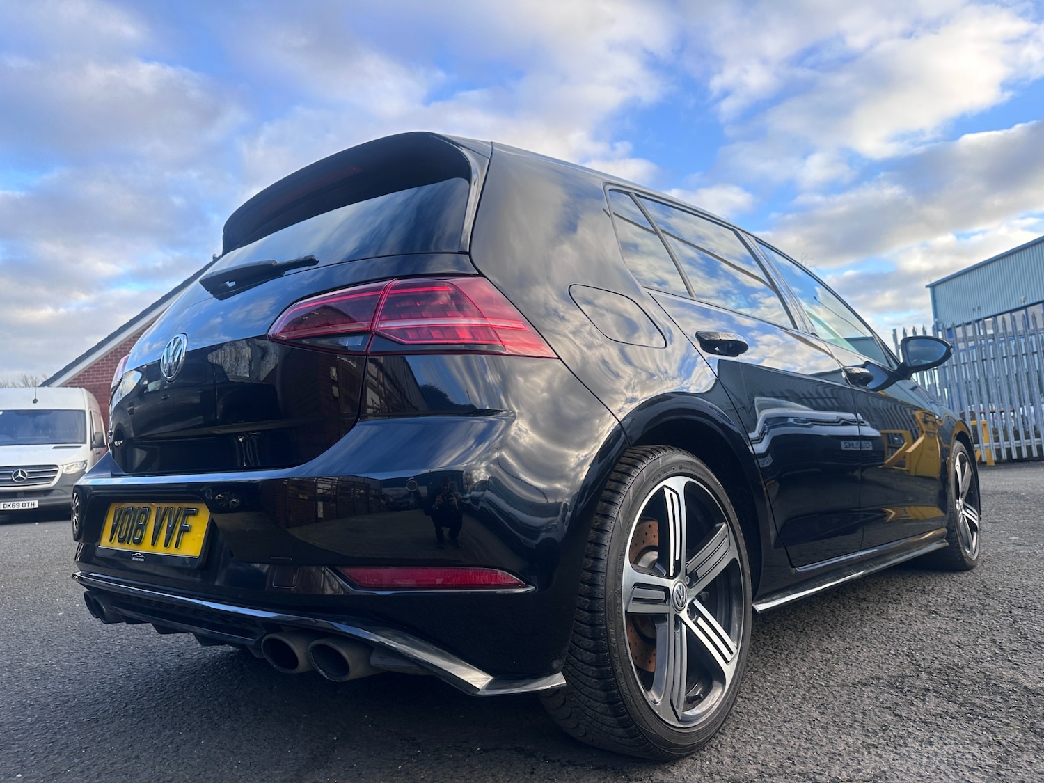 Used Volkswagen Golf 2018 for sale - 76958821: Photo 7