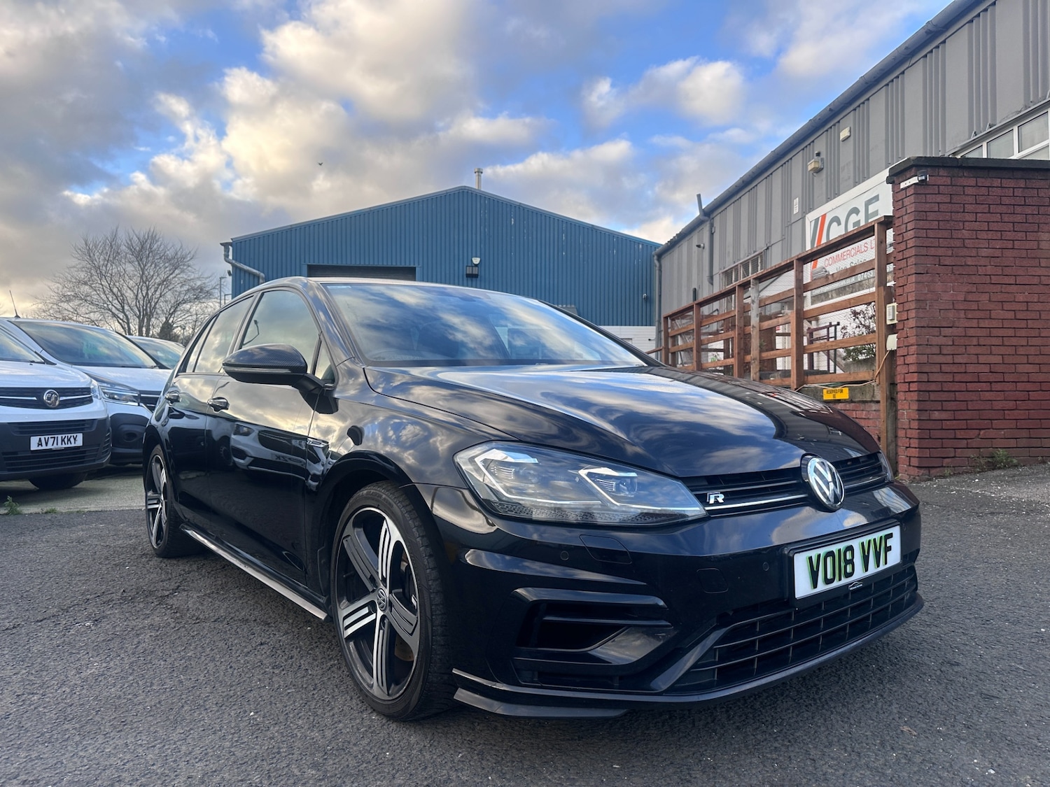 Used Volkswagen Golf 2018 for sale - 76958821: Photo 9